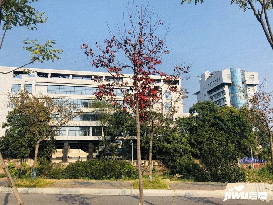 中鼎山水华庭配套图
